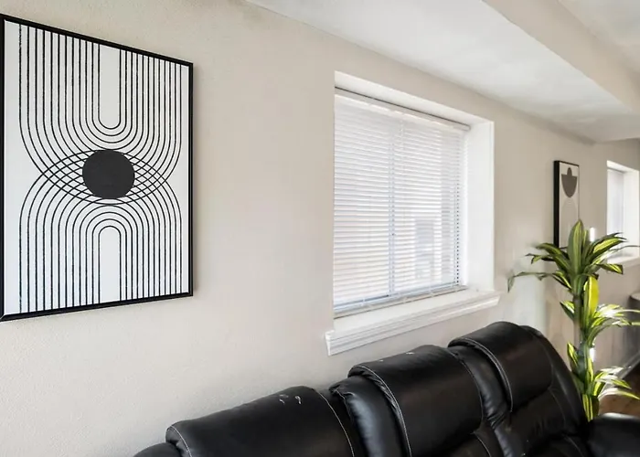 Chic And Comfortable 1br Near Bradley U Apartamento Peoria