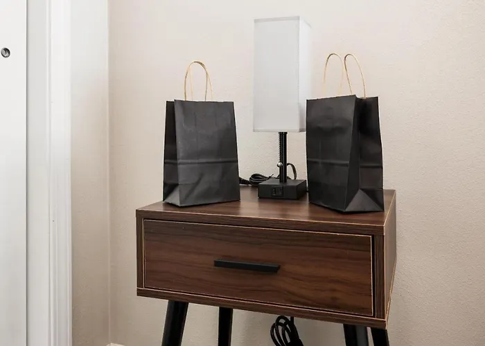 Apartamento Chic And Comfortable 1br Near Bradley U